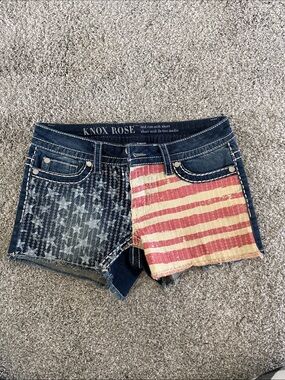 Knox Rose Denim Shorts with Red & Blue Flag Sequin Patchwork Size 6 / 28